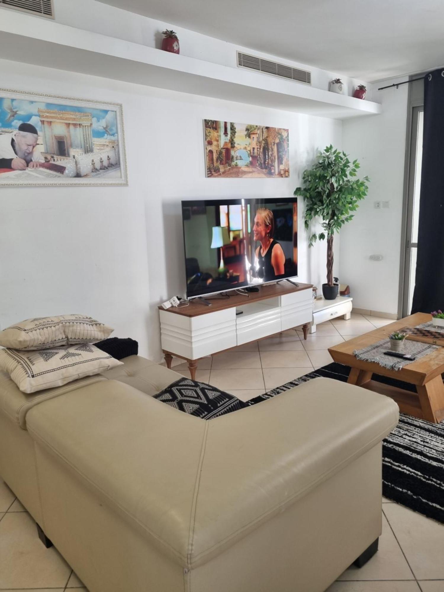 Turdeluxe Company Large 4 Bedroom Apartement In Central Rechovot Εξωτερικό φωτογραφία