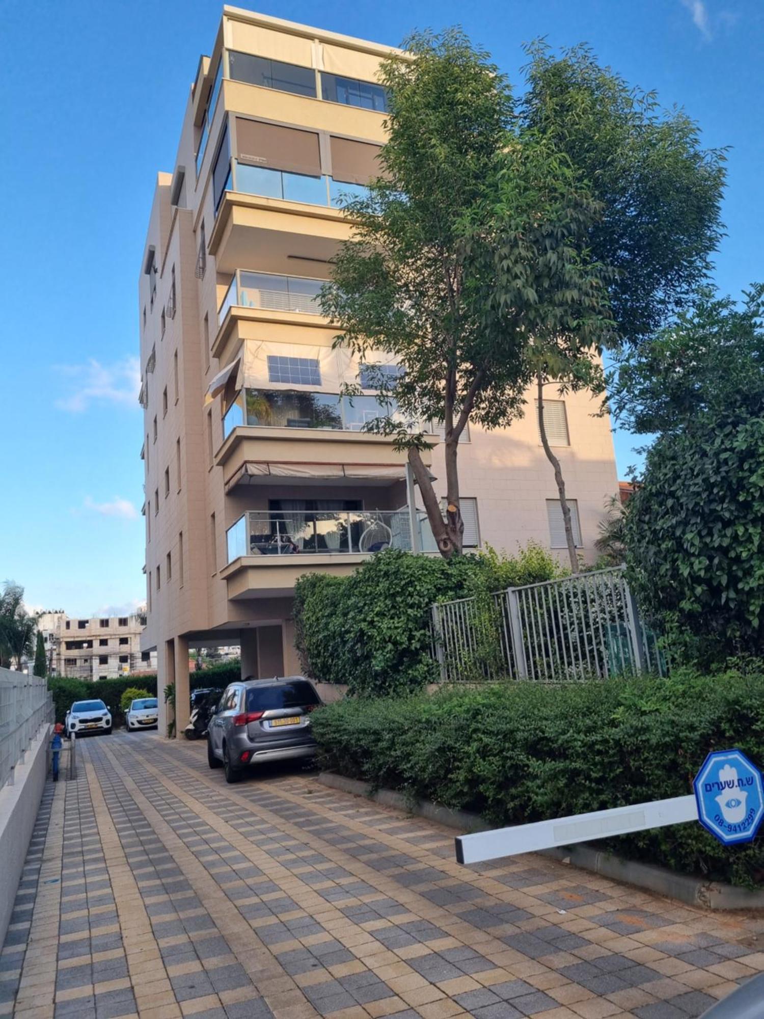 Turdeluxe Company Large 4 Bedroom Apartement In Central Rechovot Εξωτερικό φωτογραφία